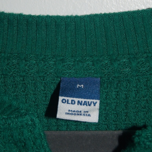 Women's Green Old Navy Sweater size Medium - Picture 3 of 4